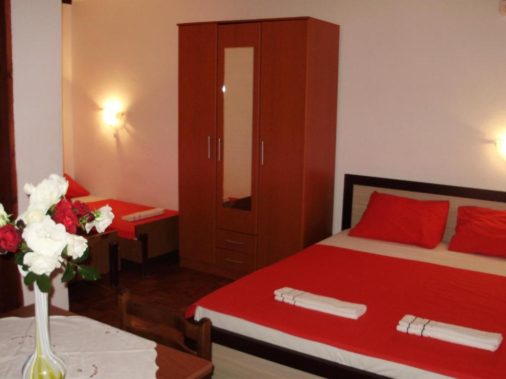 Apartments Aleksic Sutomore Oda fotoğraf